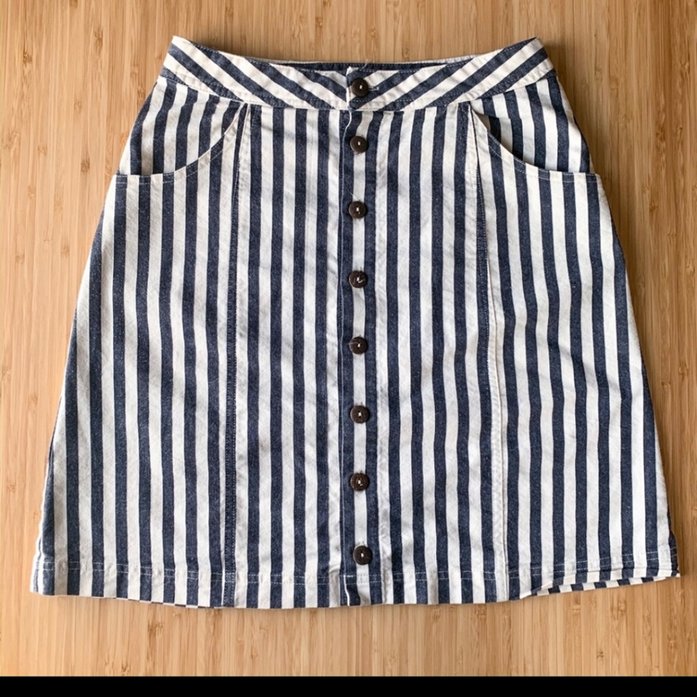 Mo Vint | Blue & White stripe skirt